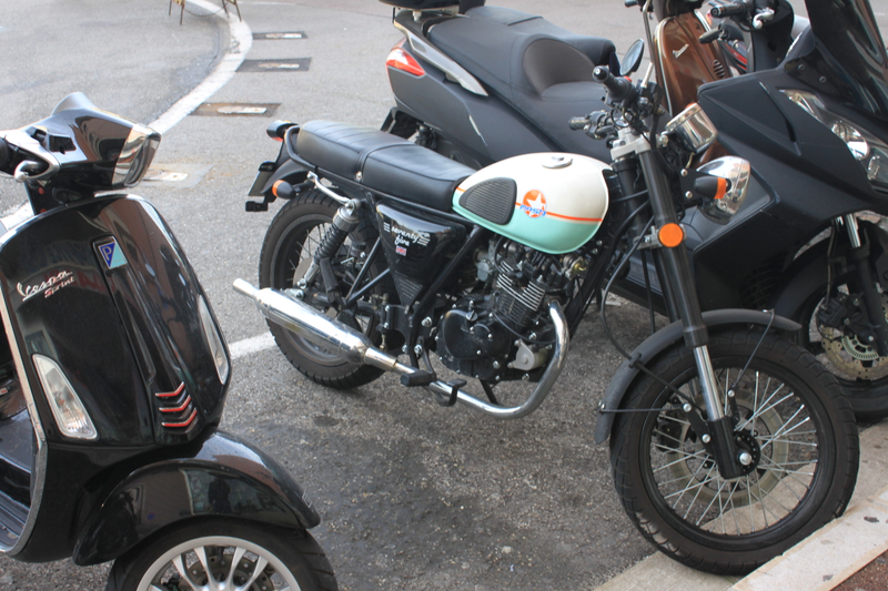 Illustration for article titled Mediterranean Cruise Car Spotting and Other Cool Stuff Photo Dump